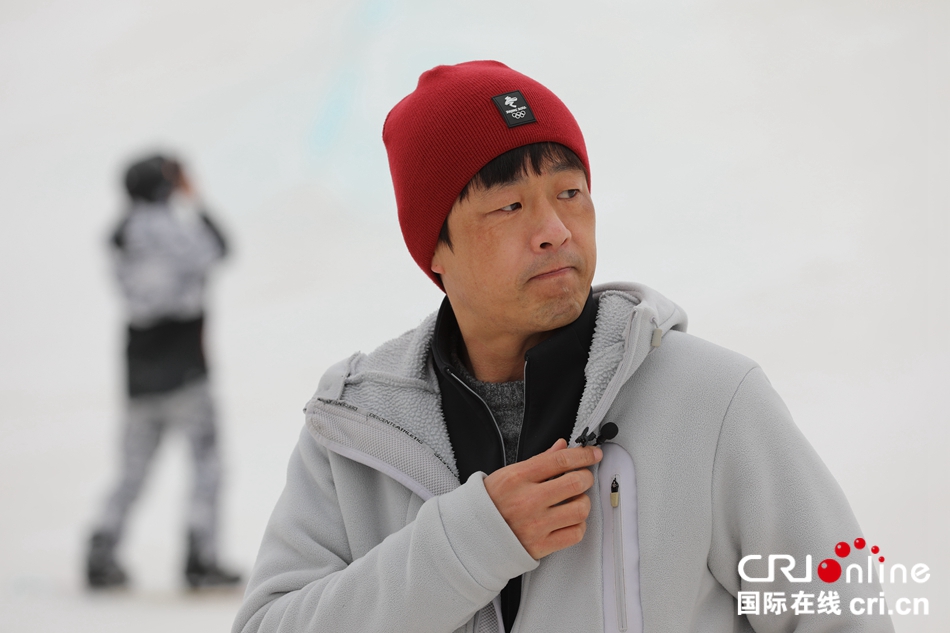 张家口冬奥场馆设施_国际记者探访张家口冬奥会_冬奥会筹备