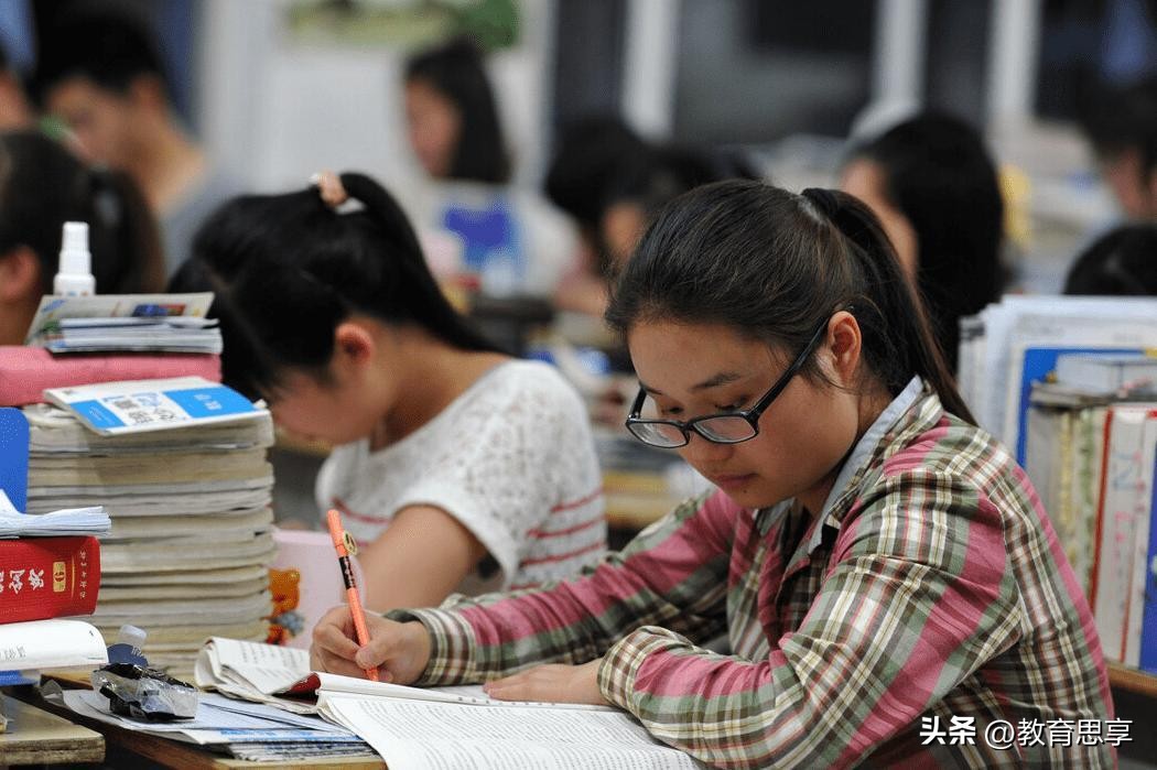 高考复读_复读心理压力_复读挑战